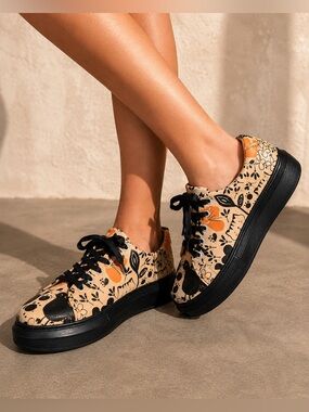 DOGO Myra Go Home Monochrome Cats Chunky Platform Vegan Sneakers Women’s Size 6